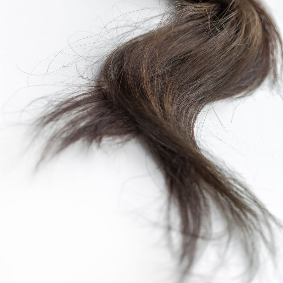 Why is it essential to use hair oil ?